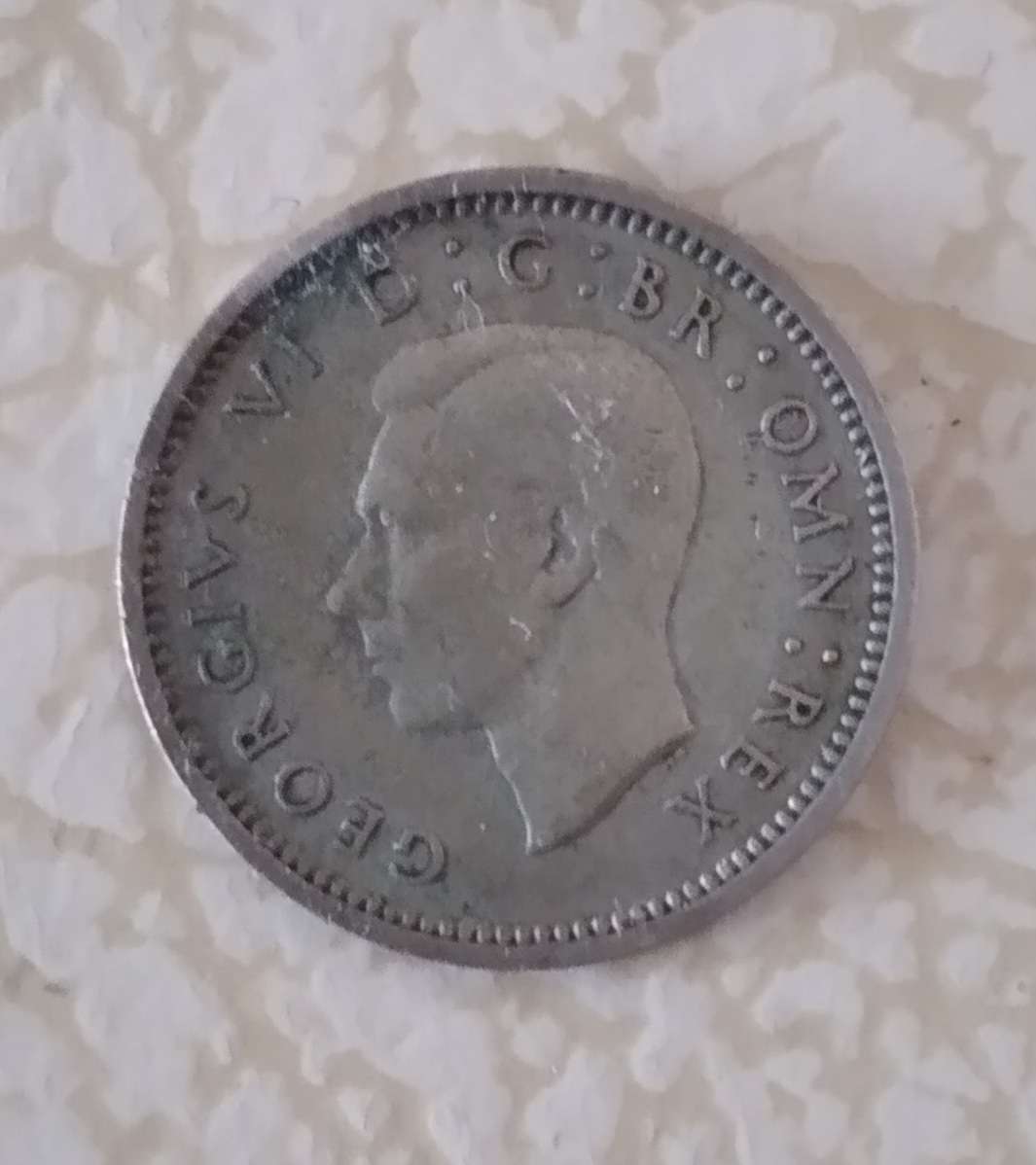 English Three Pence 1938 - Good Enough to Grade