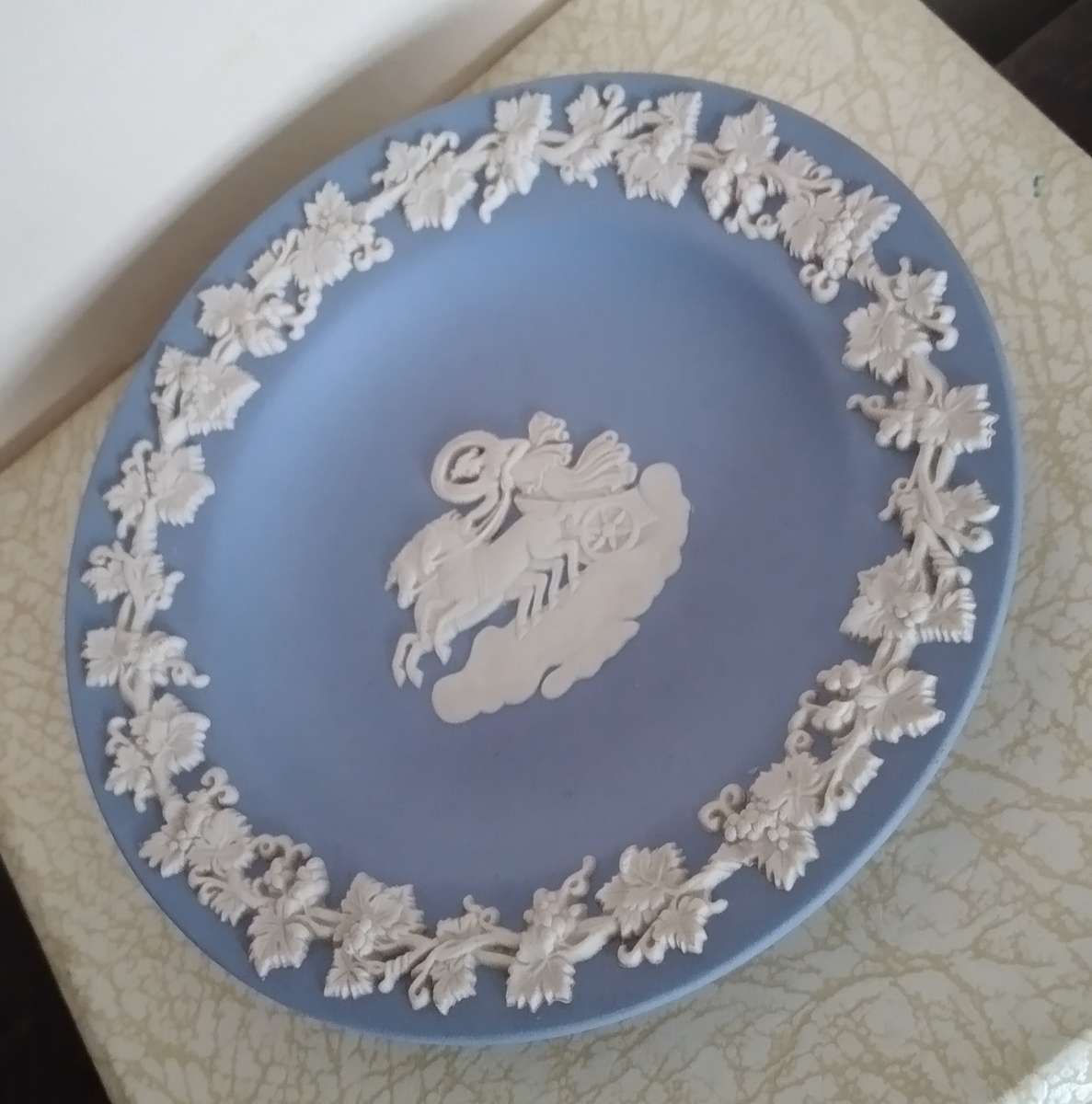 Small Wedgewood Display Plate approximately 11cm diameter