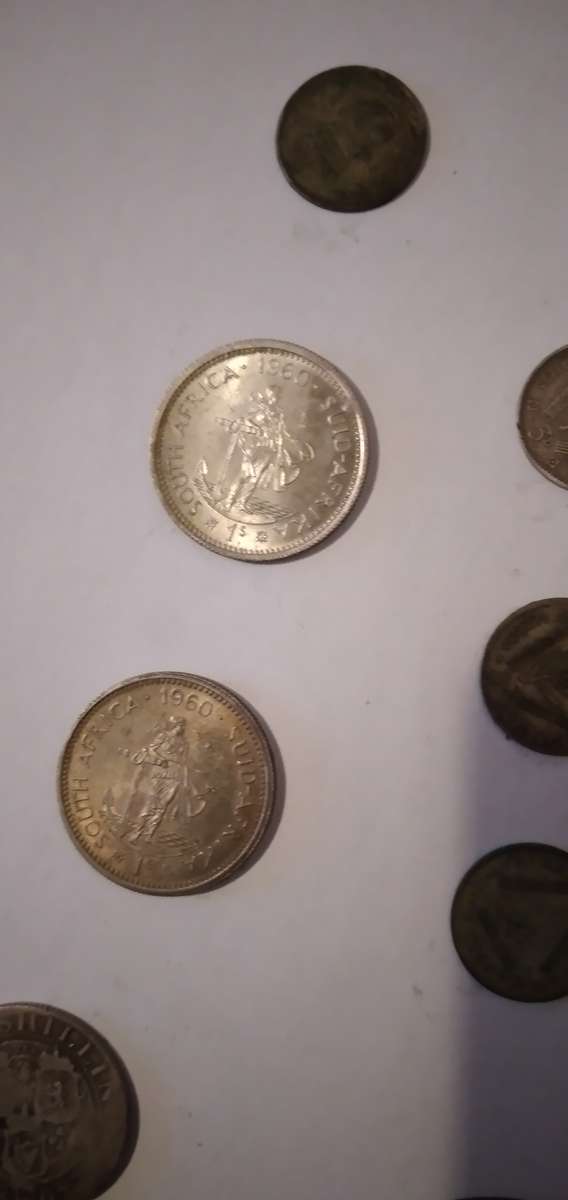 Mixed Silver Union and old British Coins 62.94g