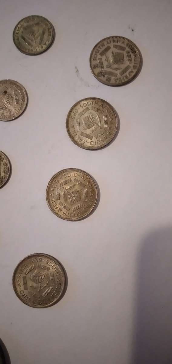 Mixed Silver Union and old British Coins 62.94g