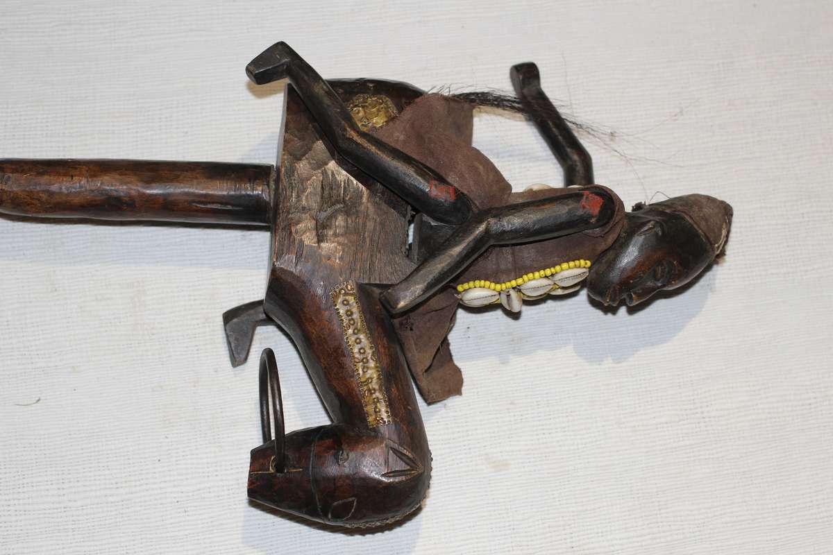 African statue (Man on horse)