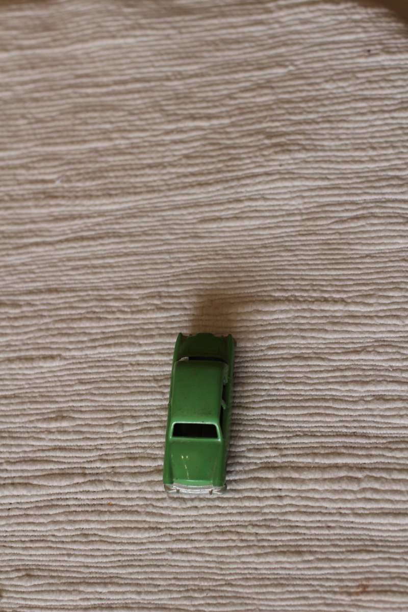 Set of 5 Lesney Cars