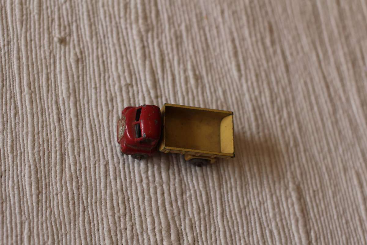 Set of 3 Lesney Vehicles with Trailer and Excavator arm