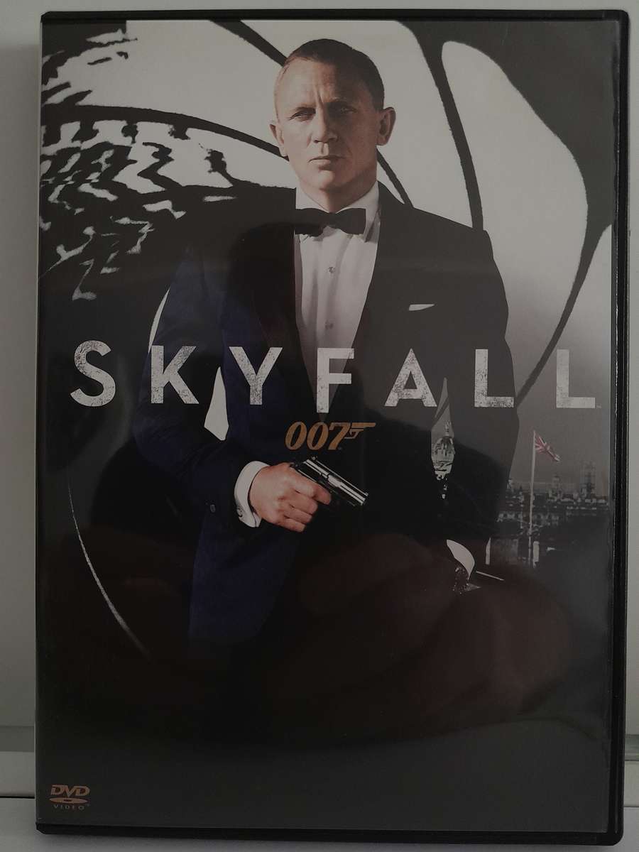 007 - 2012 - Skyfall (DVD)