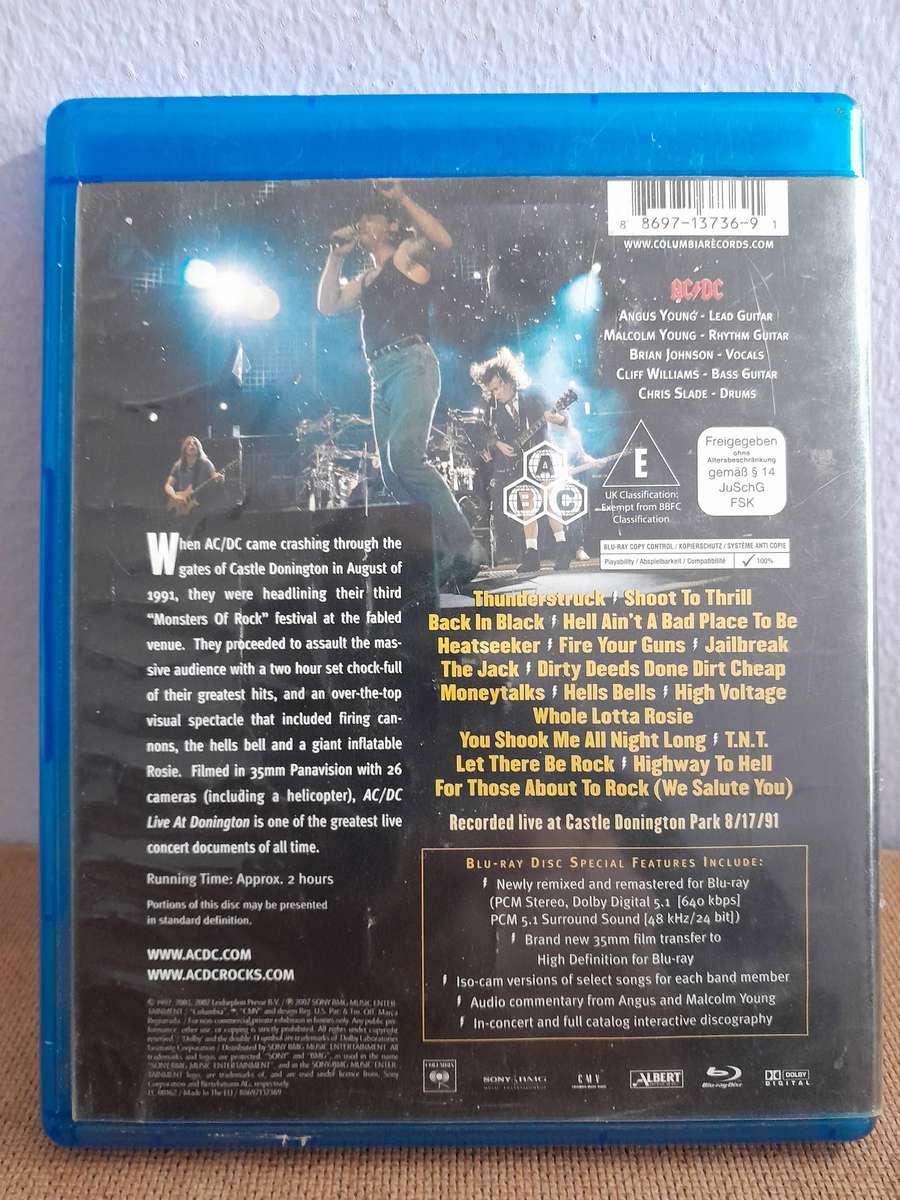 AC/DC - Live at Donington (Music Blu-ray Disc)