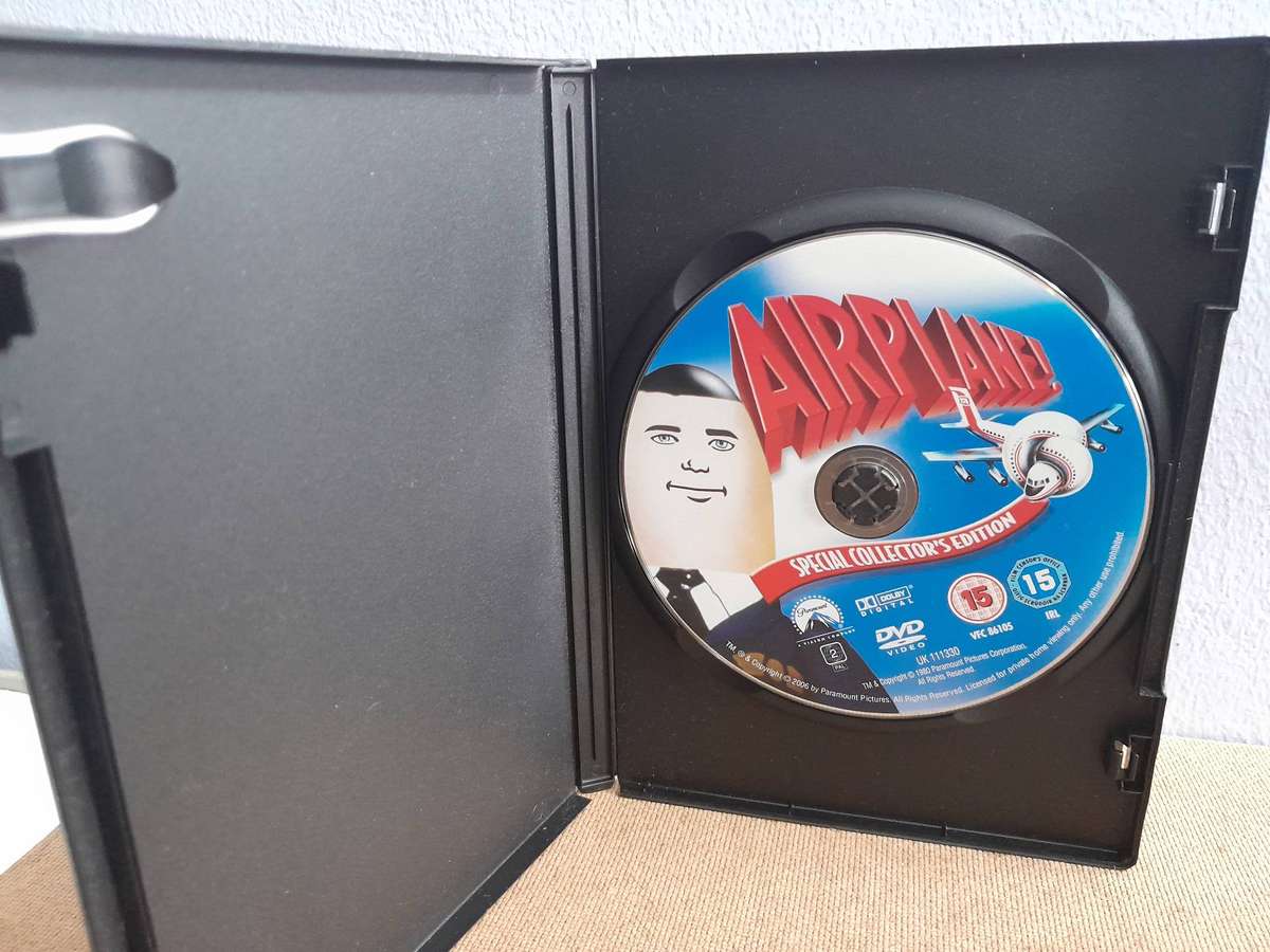 Airplane - Robert Hays & Julie Hagerty (DVD)