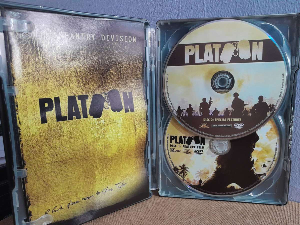 Platoon - Collectors Steelbook Edition 2-disc set (2xDVD) Region 1