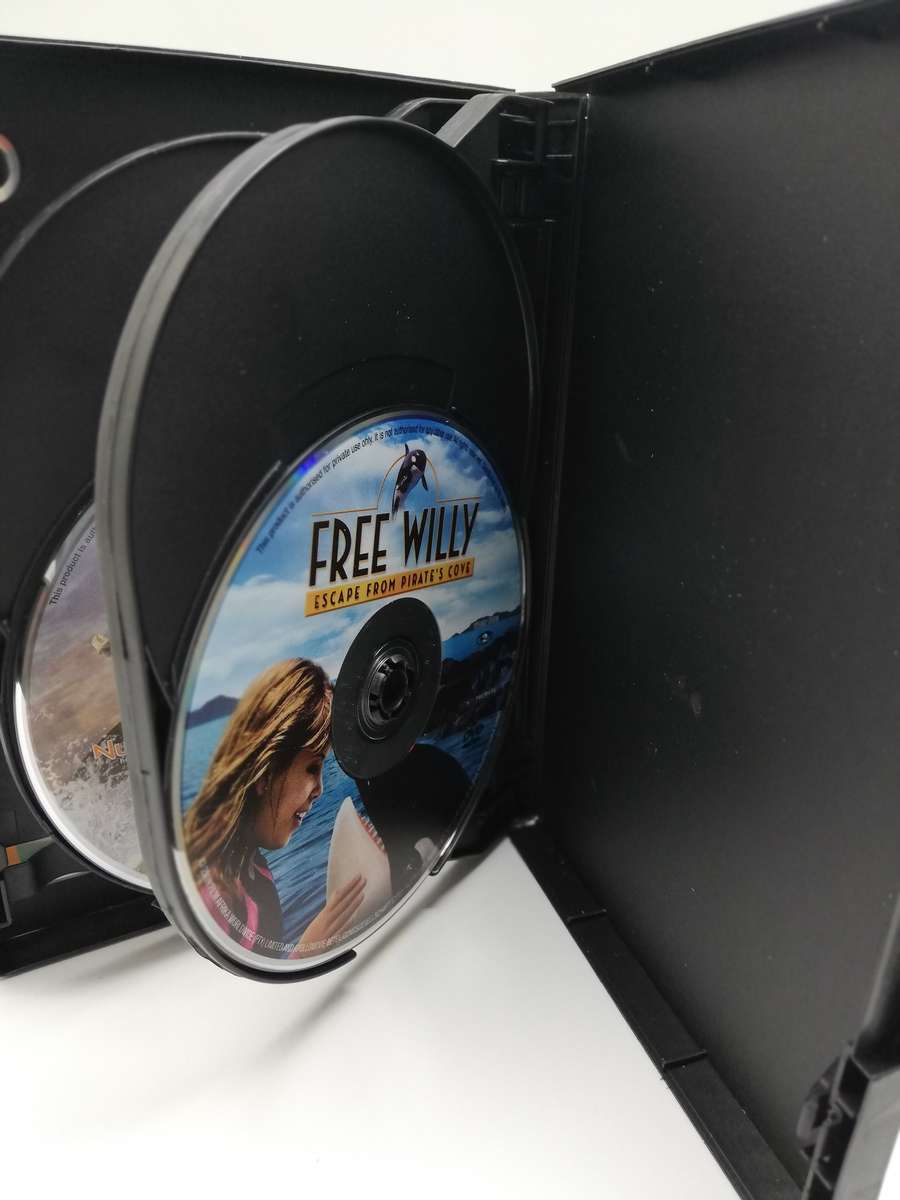 Free Willy Adventures - Four Movie Collection (DVD)