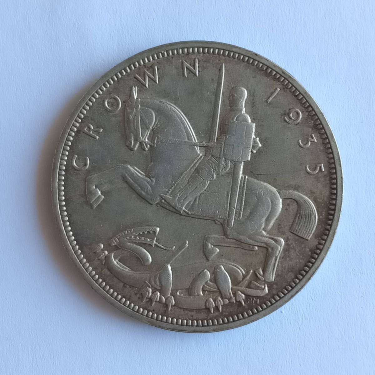 1935 Silver UK crown - 5 shillings - good condition