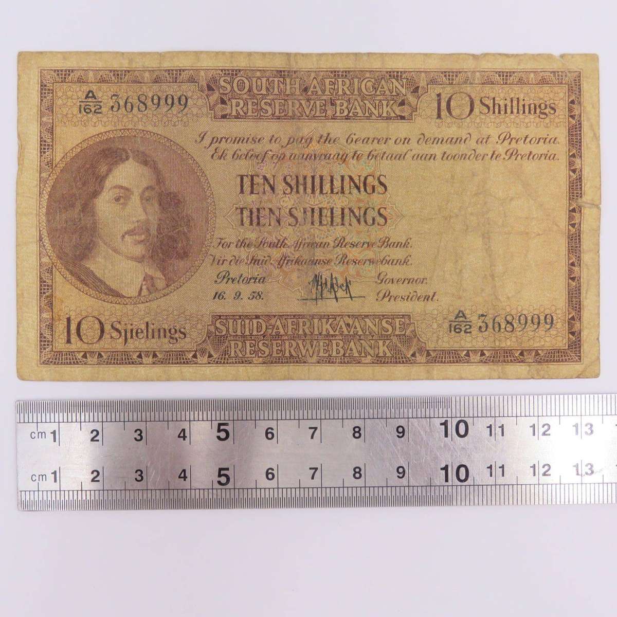 1958 South African 10 Shillings Banknote - M H de Kock