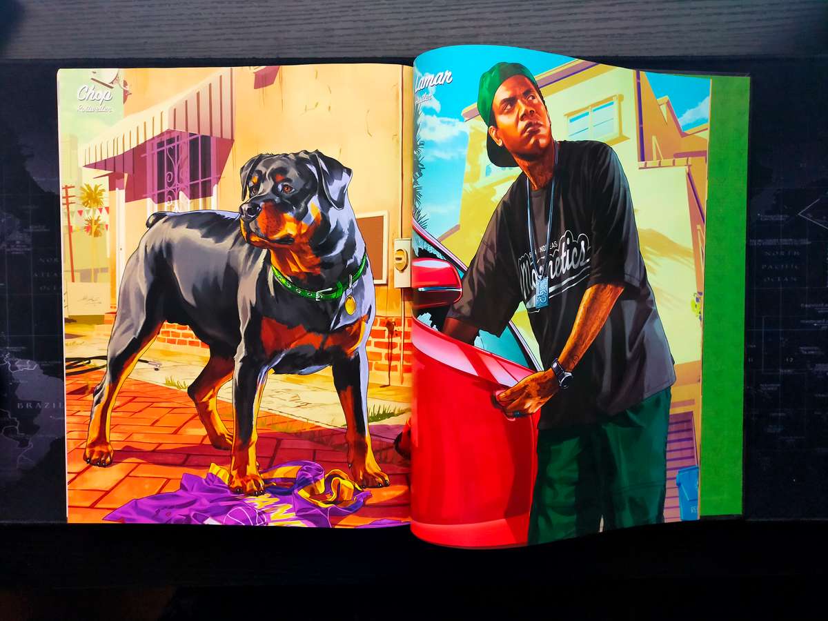 Grand Theft Auto V (GTA 5) Limited Edition Strategy Guide (Hardcover Book)