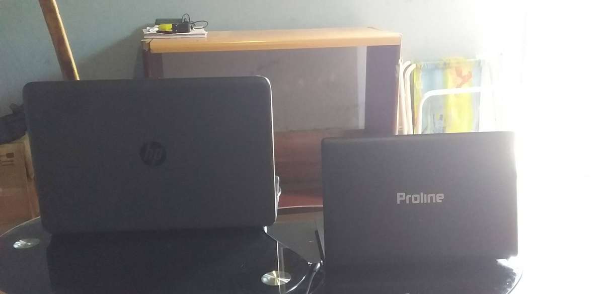 Lot of 2 laptops for spares/repairs