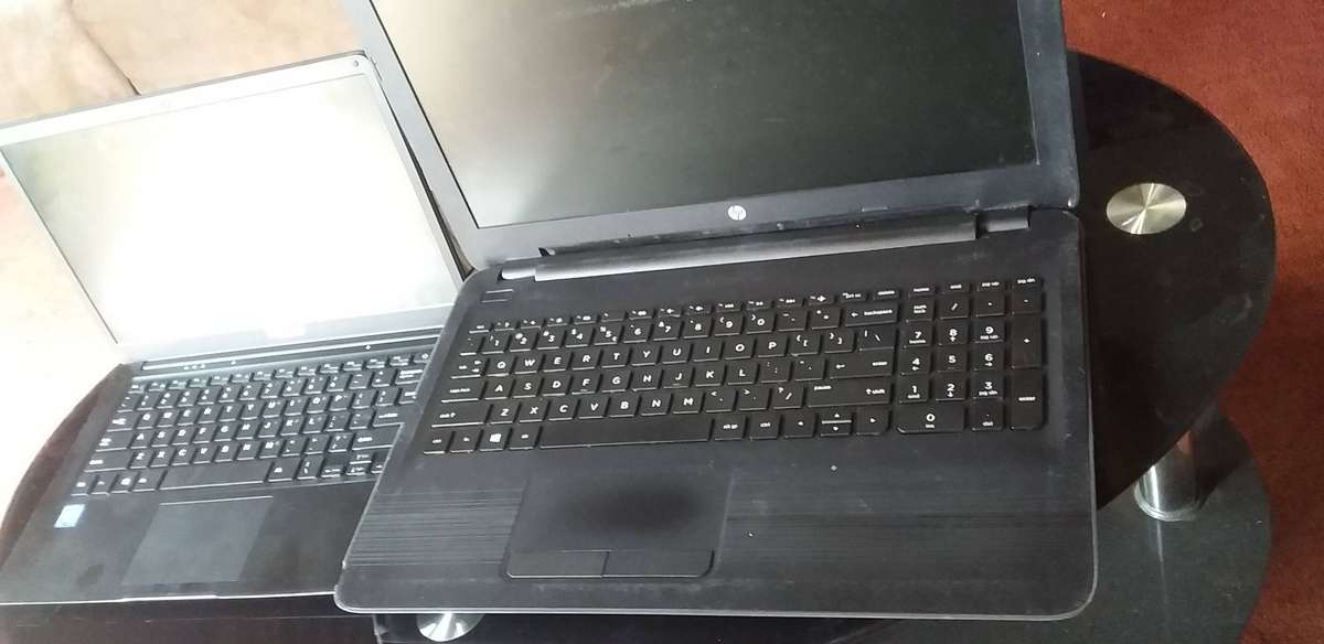 Lot of 2 laptops for spares/repairs