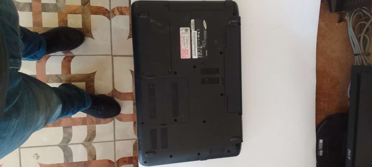 Black Friday Deal *SAMSUNG RV510 LAPTOP