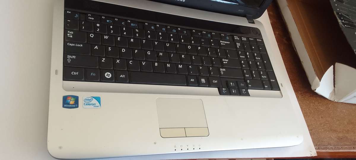 Black Friday Deal *SAMSUNG RV510 LAPTOP