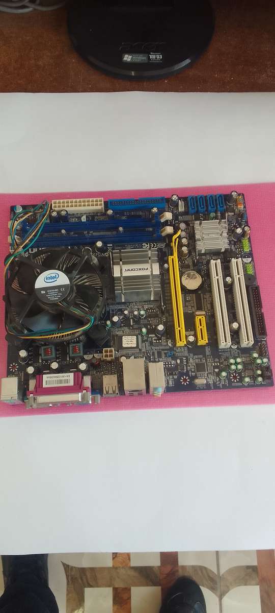 * 3 X PC MOTHERBOARDS