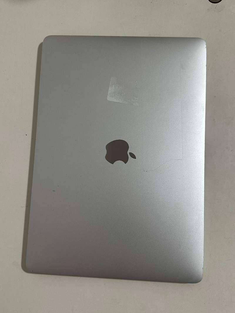 MacBook Pro 2016 *Read Description
