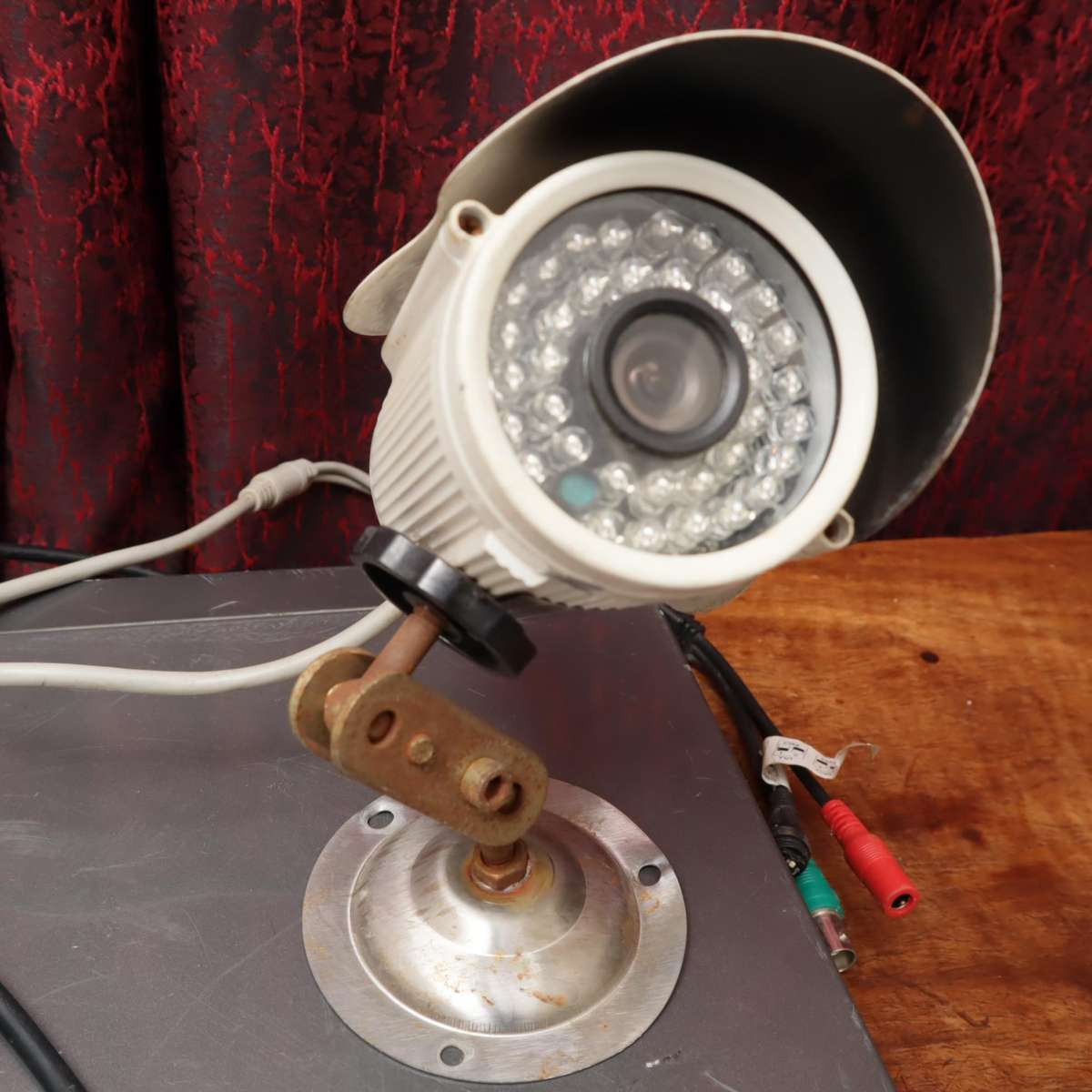 4-Channel DVR and 4 CCTV Cameras