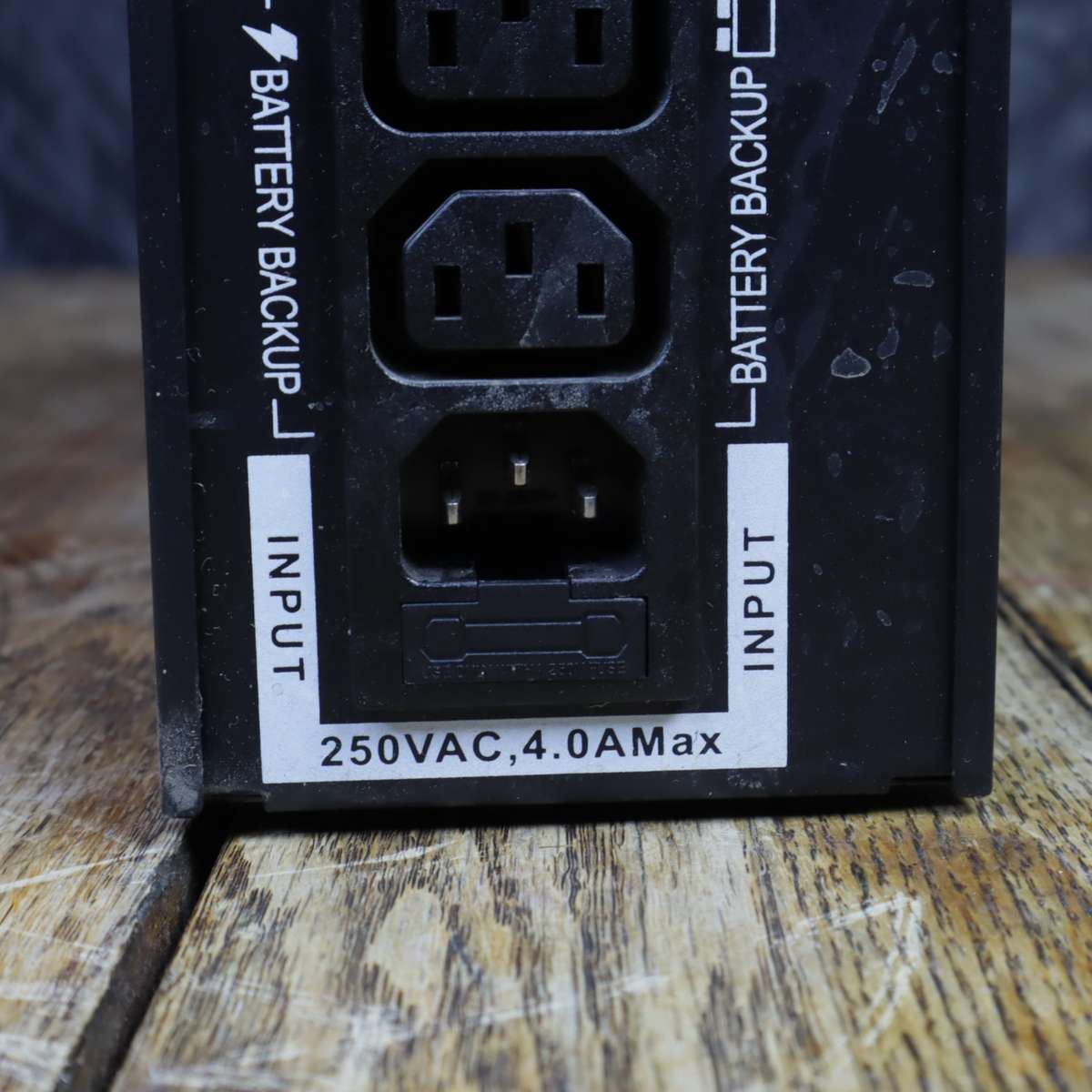 ZIXAA K600VA Mini UPS