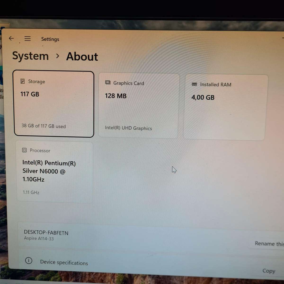 Acer Aspire A114-33-P8BS Quad Core Pentium(R) Silver N6000 1.1GHz 128GB SSD 4GB RAM