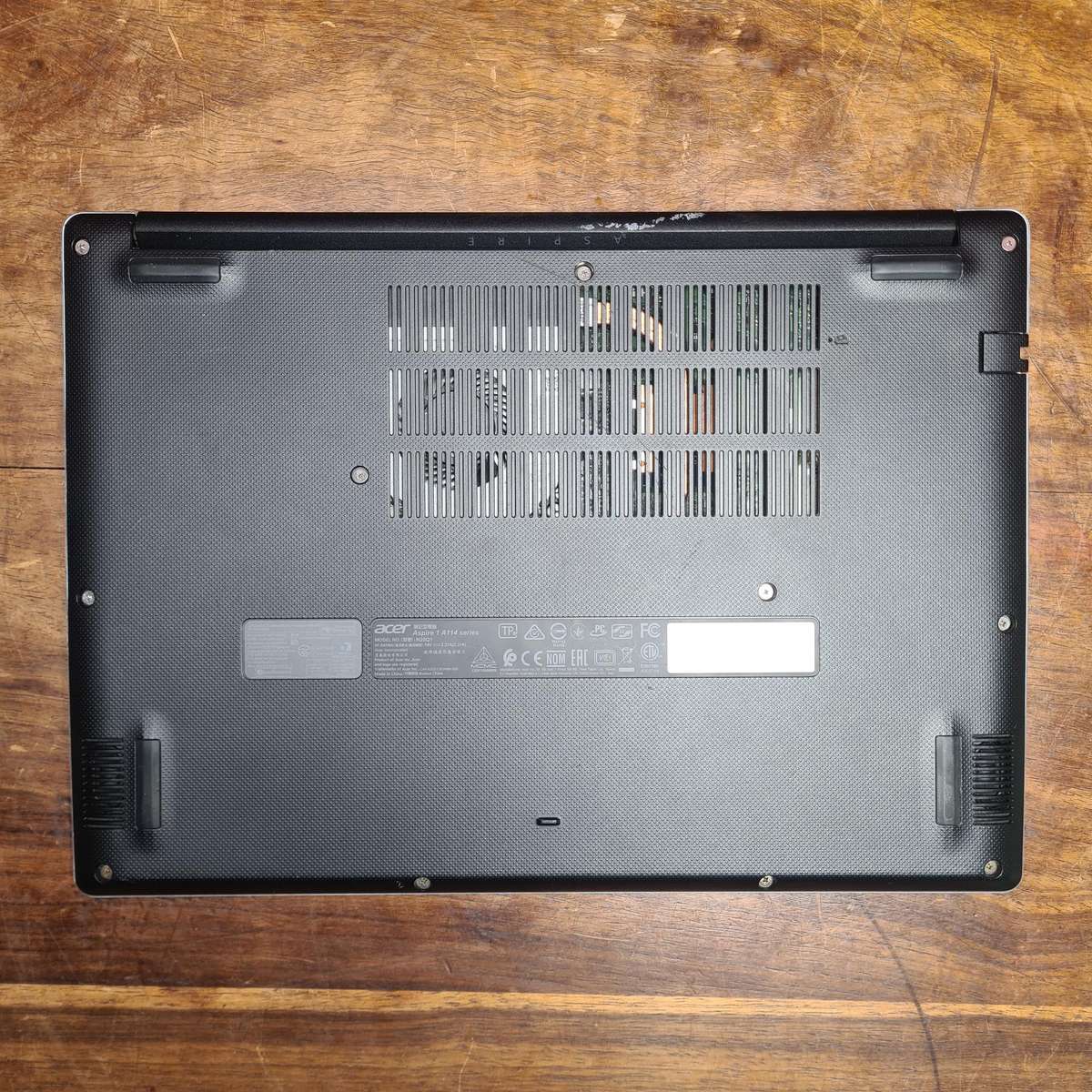 Acer Aspire A114-33-P8BS Quad Core Pentium(R) Silver N6000 1.1GHz 128GB SSD 4GB RAM