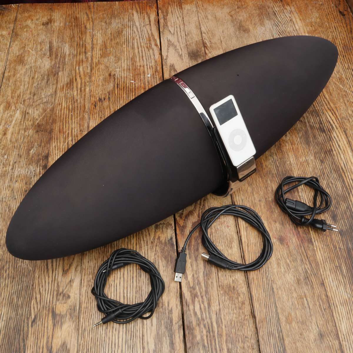 Bowers & Wilkins Zeppelin Air With 30-Pin iPod Dock Connector + 1GB iPod