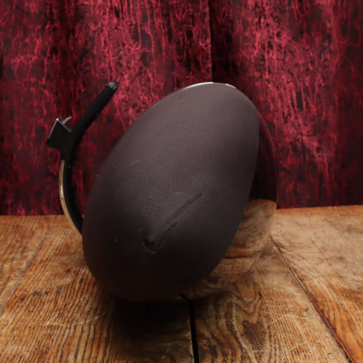 Bowers & Wilkins Zeppelin Air With 30-Pin iPod Dock Connector + 1GB iPod