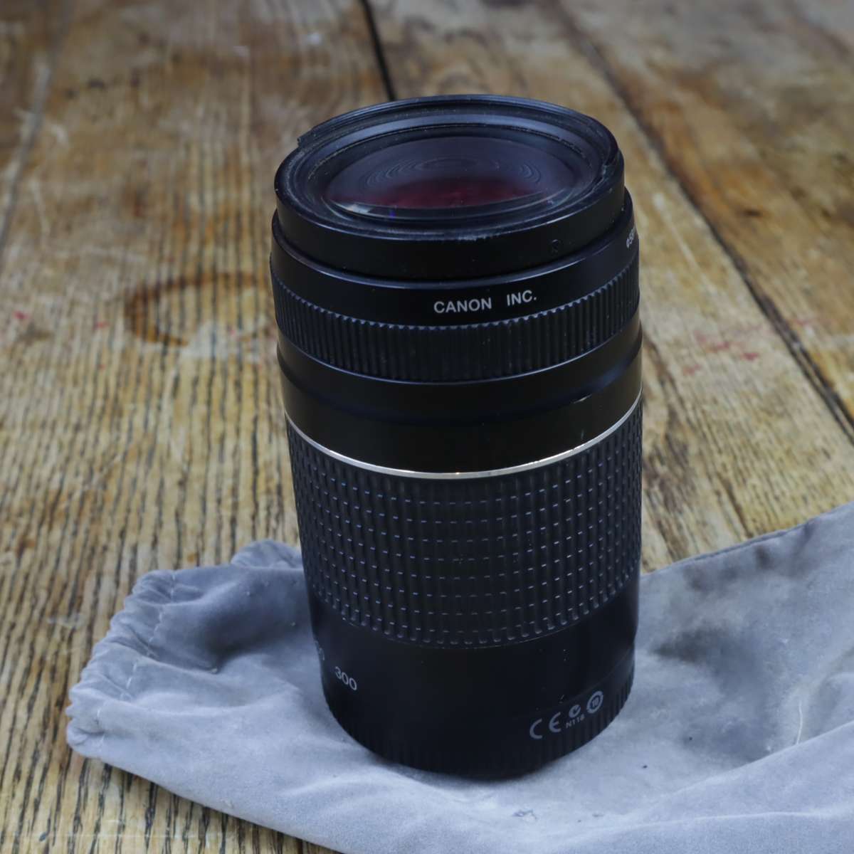 Canon EF 75-300mm 1:4-5.6 III Zoom Lens - Pre-Owned