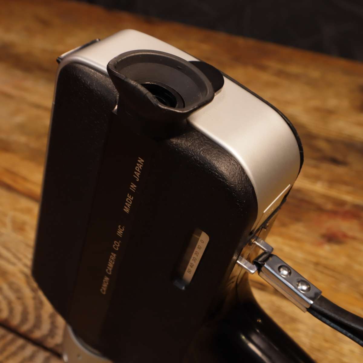 VINTAGE - Canon Zoom 250 SUPER 8 Film Movie Camera With 10.8-27mm 1:1.8 Lens