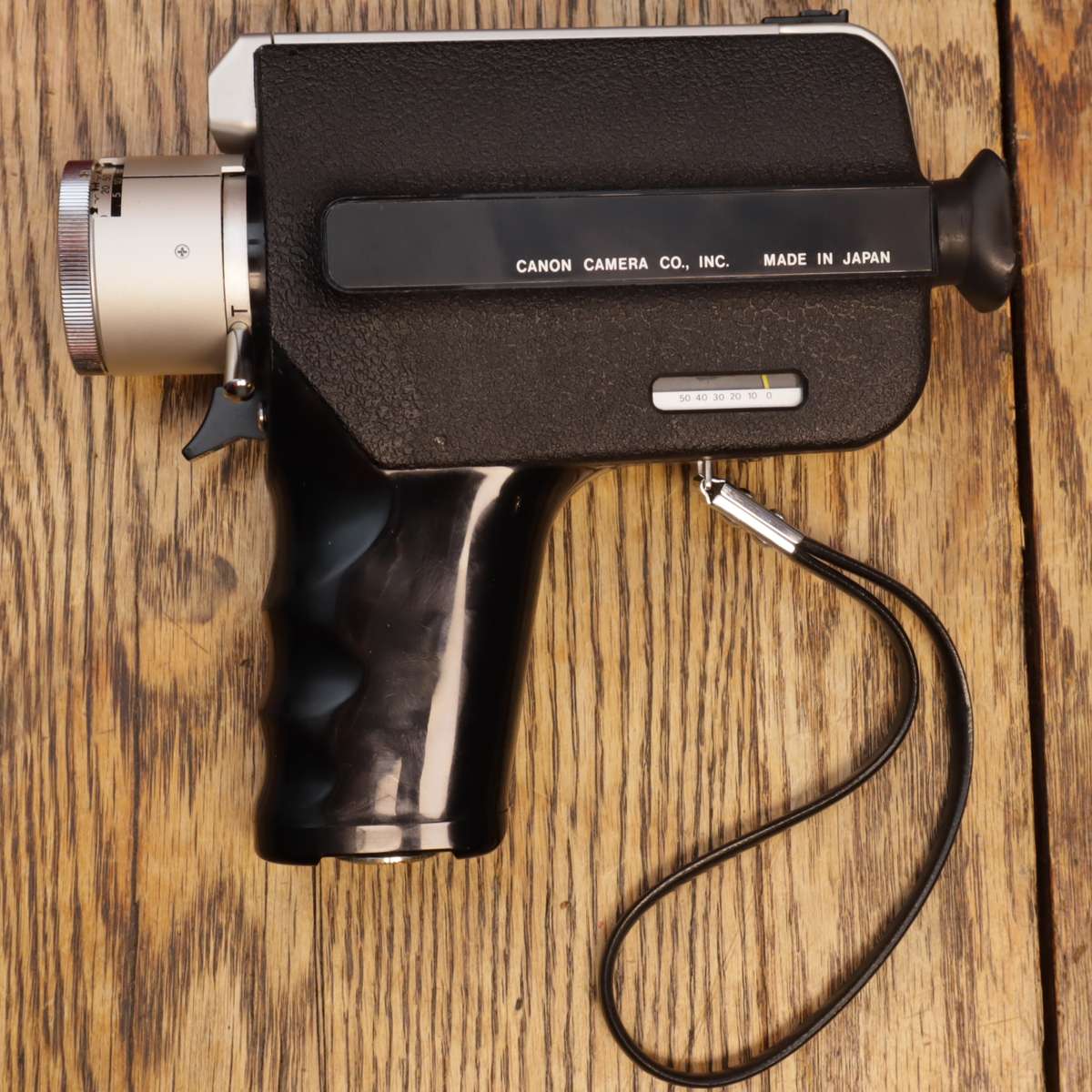 VINTAGE - Canon Zoom 250 SUPER 8 Film Movie Camera With 10.8-27mm 1:1.8 Lens