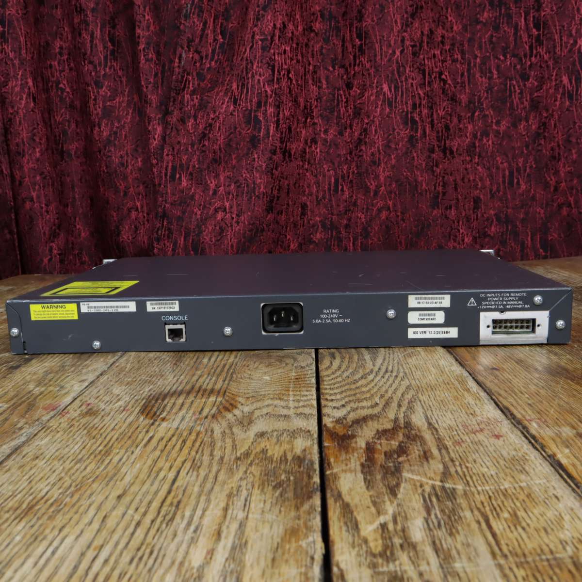 Cisco Catalyst 3560 Series Switch POE 24 - WS-C3560-24PS-S V06 - Pre-Owned