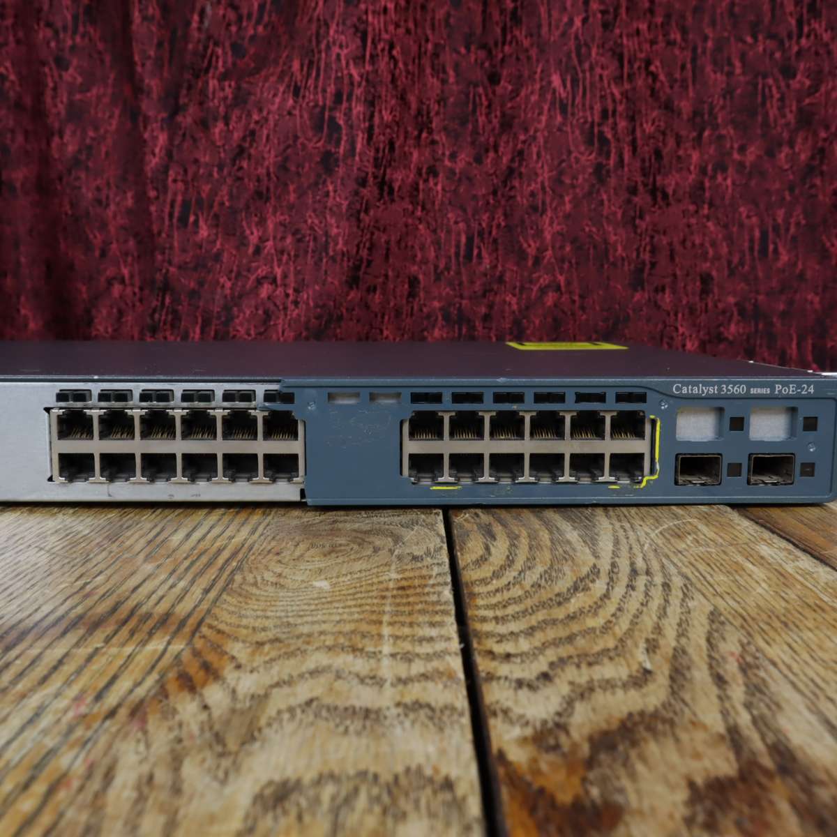Cisco Catalyst 3560 Series Switch POE 24 - WS-C3560-24PS-S V06 - Pre-Owned