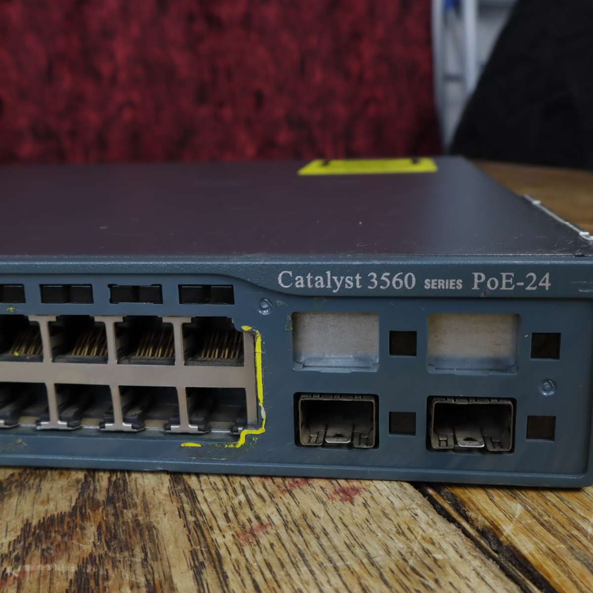 Cisco Catalyst 3560 Series Switch POE 24 - WS-C3560-24PS-S V06 - Pre-Owned