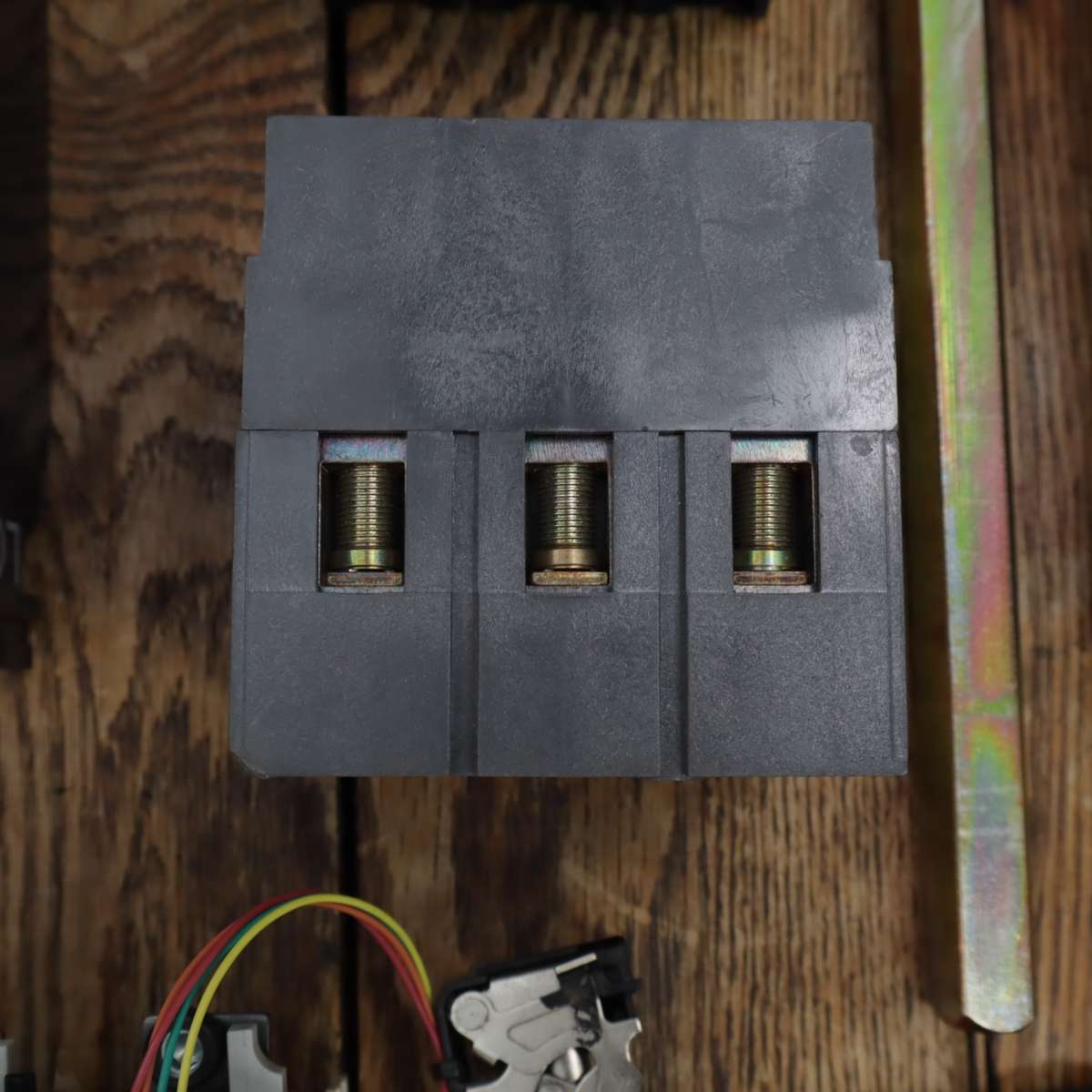 General Electric Industrial Circuit Breakers and Switches - Lot