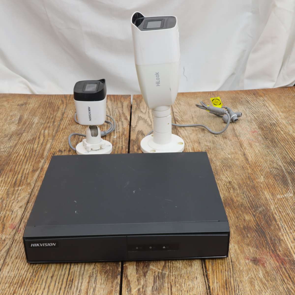 Hikvision 8-Channel 1080p Lite 1U H.264 DVR (DS-7208HGHI-F1) - Pre-Owned