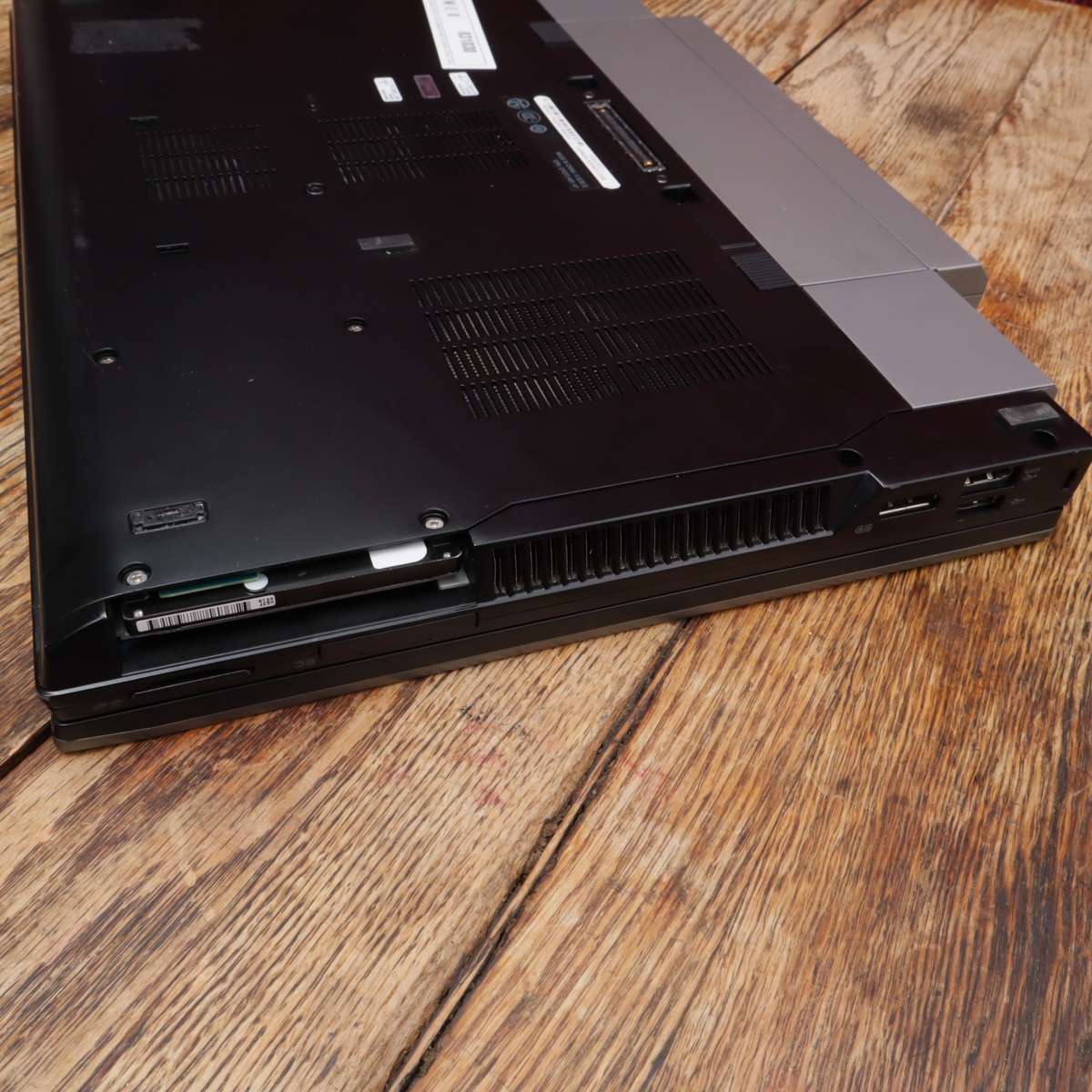 Dell Latitude E6510 2.67GHz Core i5 500GB HDD 4GB RAM Nvidia