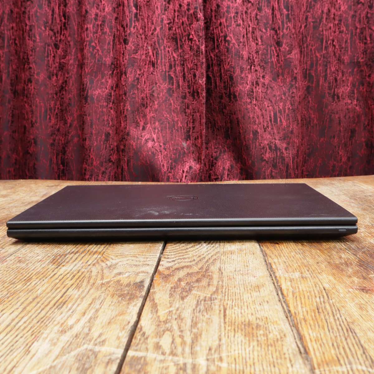 Dell Inspiron 3543 Laptop - Core i5 2.20GHz NVIDIA GeForce 920M 8GB RAM 1TB HDD