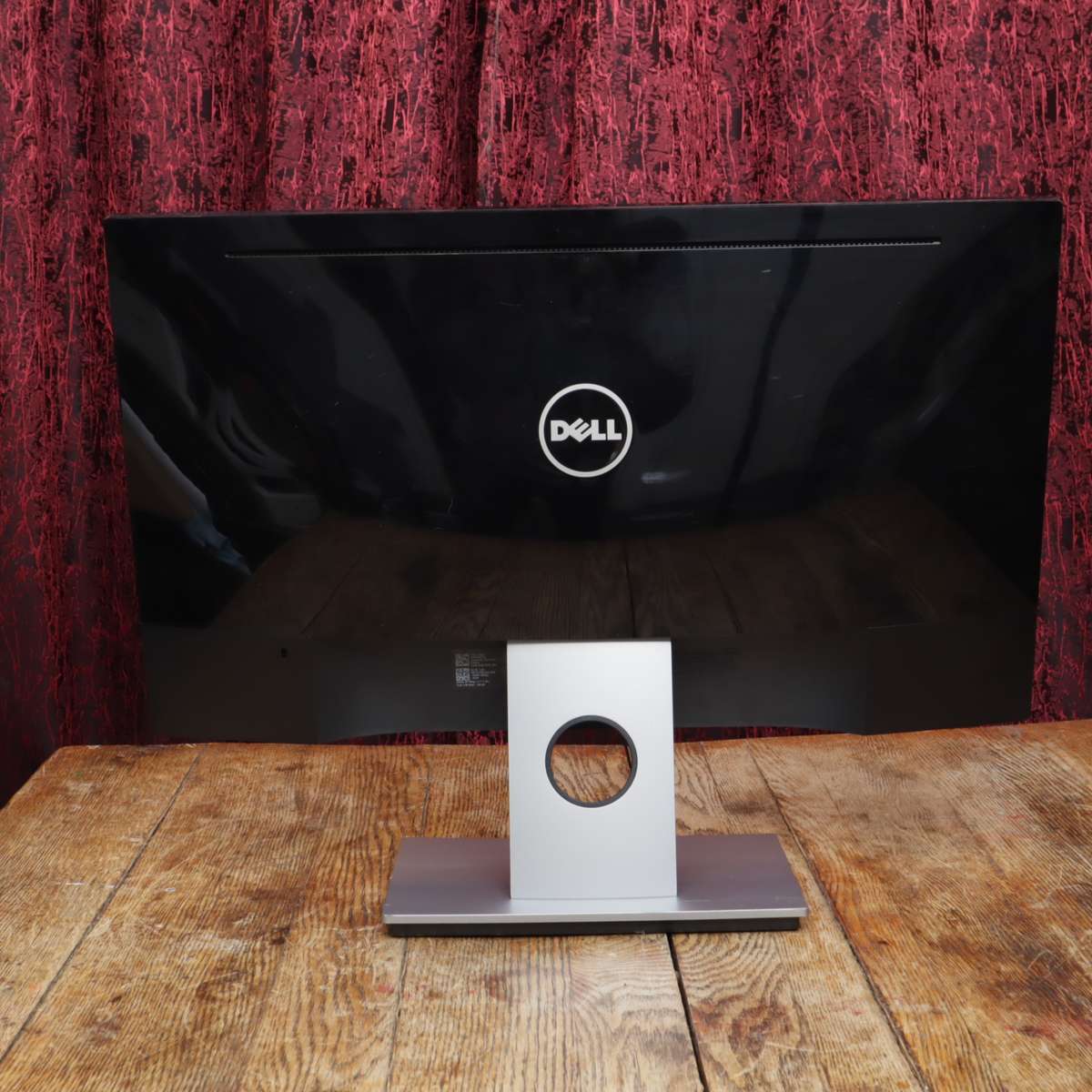 DELL SE2416H 23.8" FHD 1920 x 1080 IPS LED Monitor 6ms Response Time / - Pre-Owned