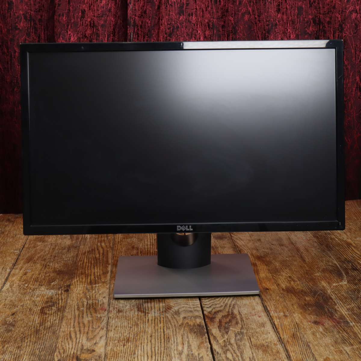 DELL SE2416H 23.8" FHD 1920 x 1080 IPS LED Monitor 6ms Response Time / - Pre-Owned