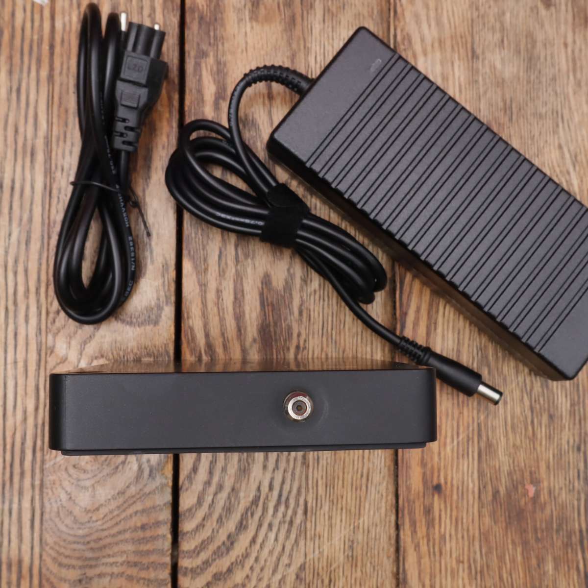 Dell WD15 130W USB-C Docking Station - Without Cable