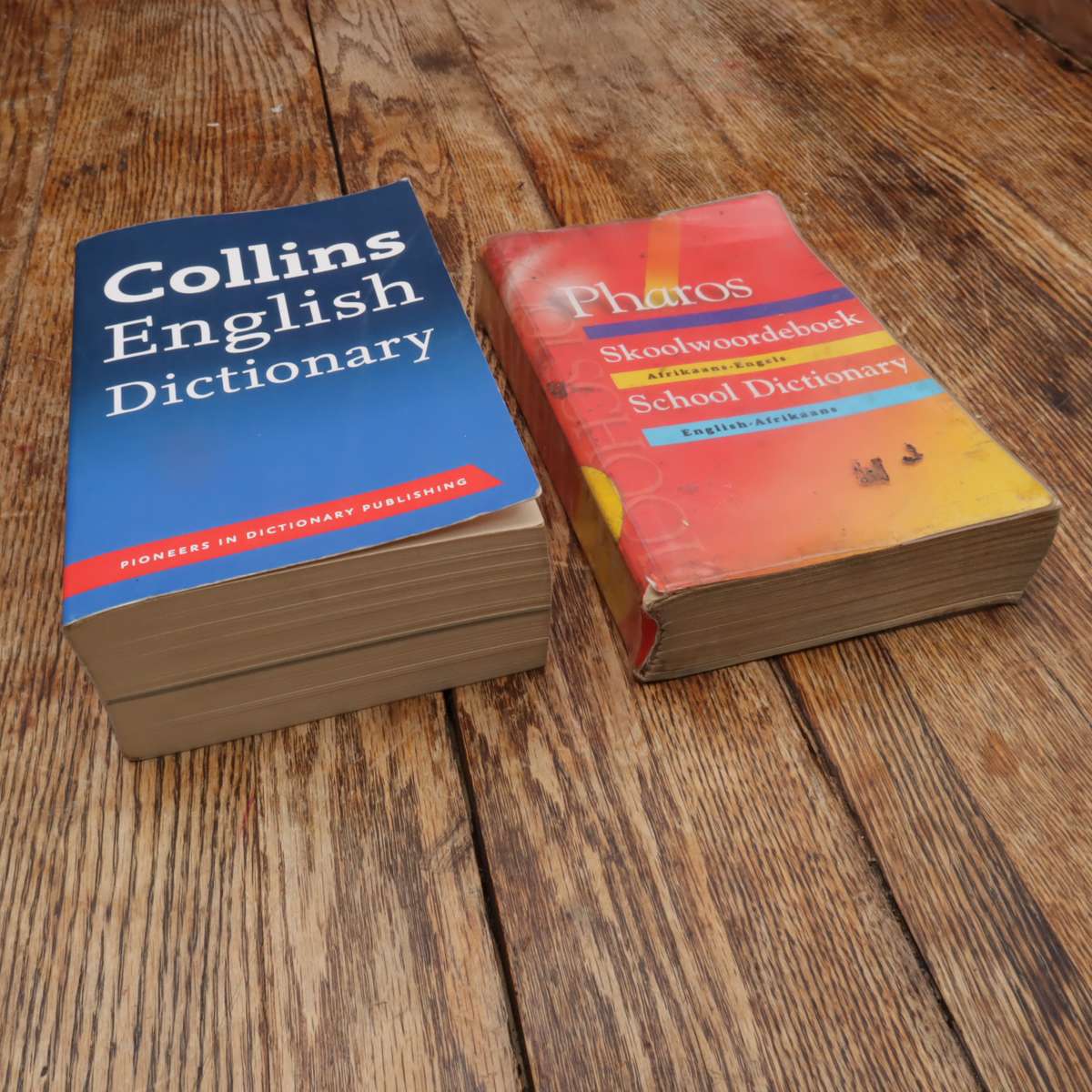 Collins English and Afrikaans-English Dictionaries