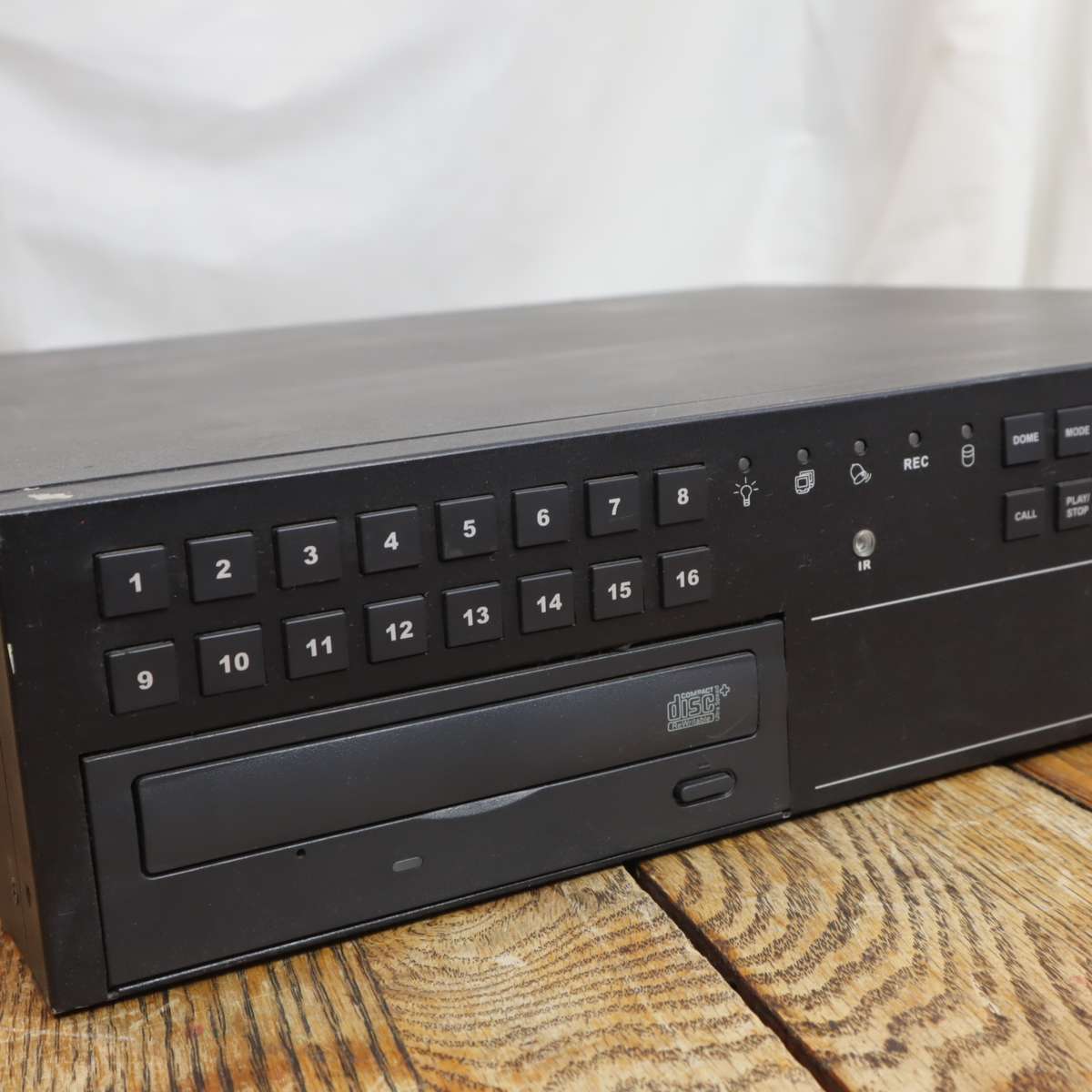 DynaGuard DynaColor 100 16-Channel  - Pre-Owned