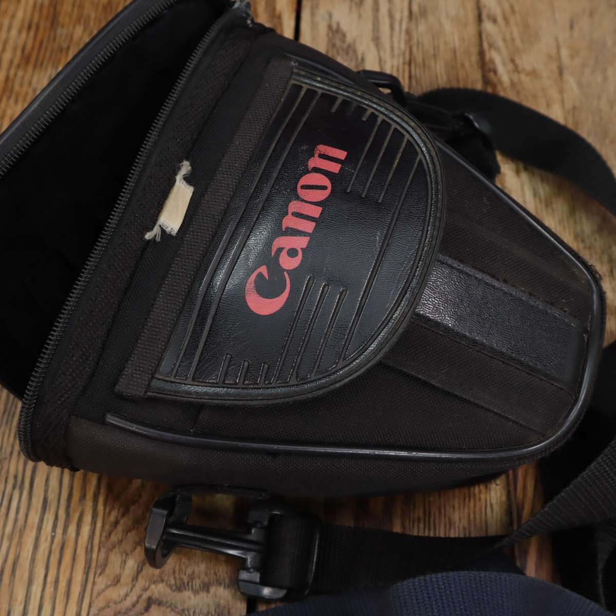 Canon EOS 1000FN 35mm SLR Film Camera Body