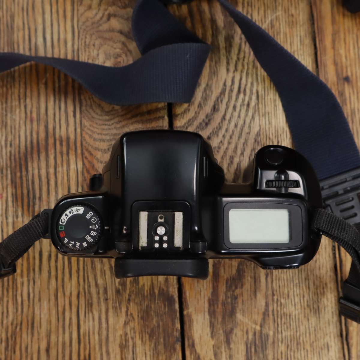 Canon EOS 1000FN 35mm SLR Film Camera Body