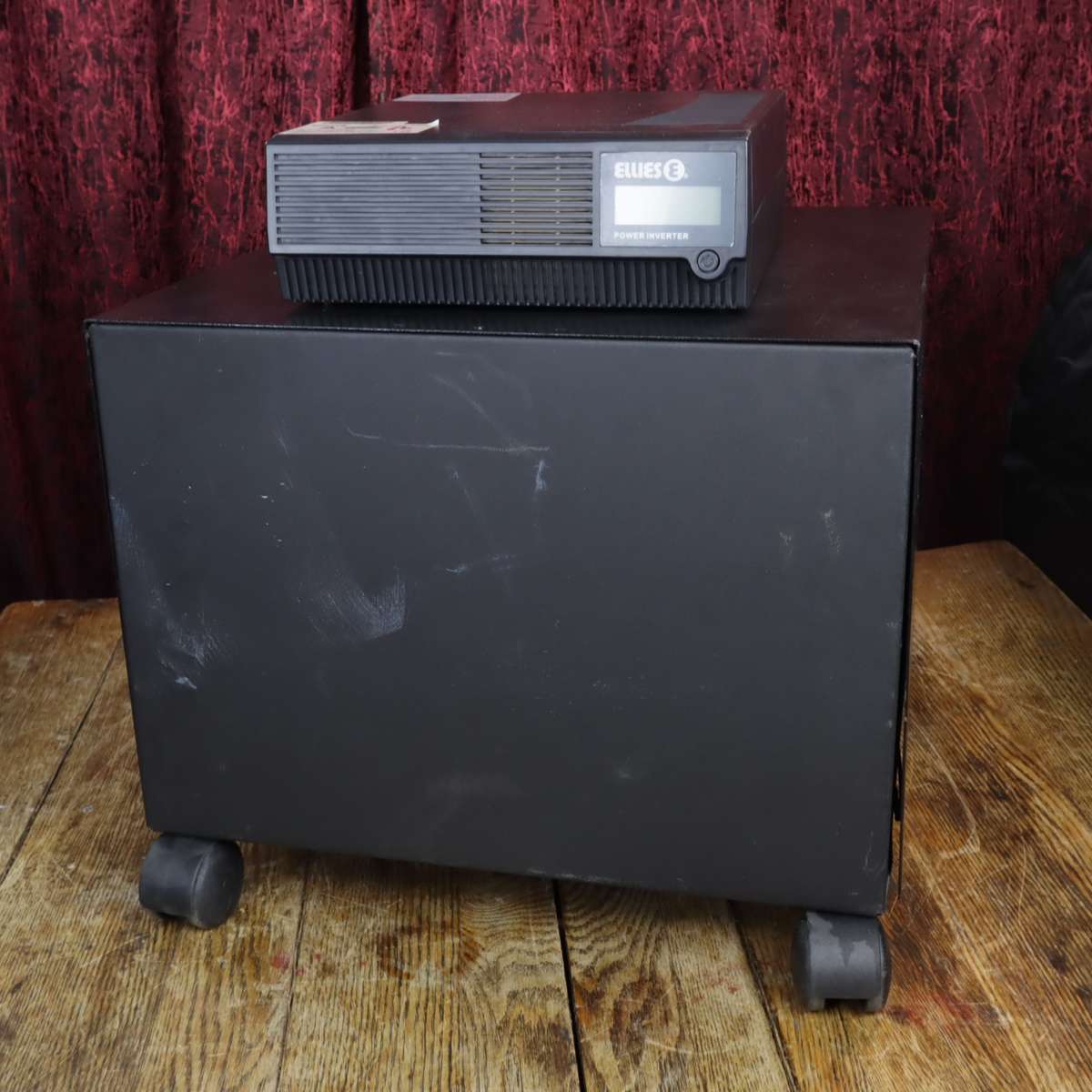 Ellies 2000VA Modified Sine Wave Inverter / UPS System FBI2000W - BATTERY NOT INCLUDED