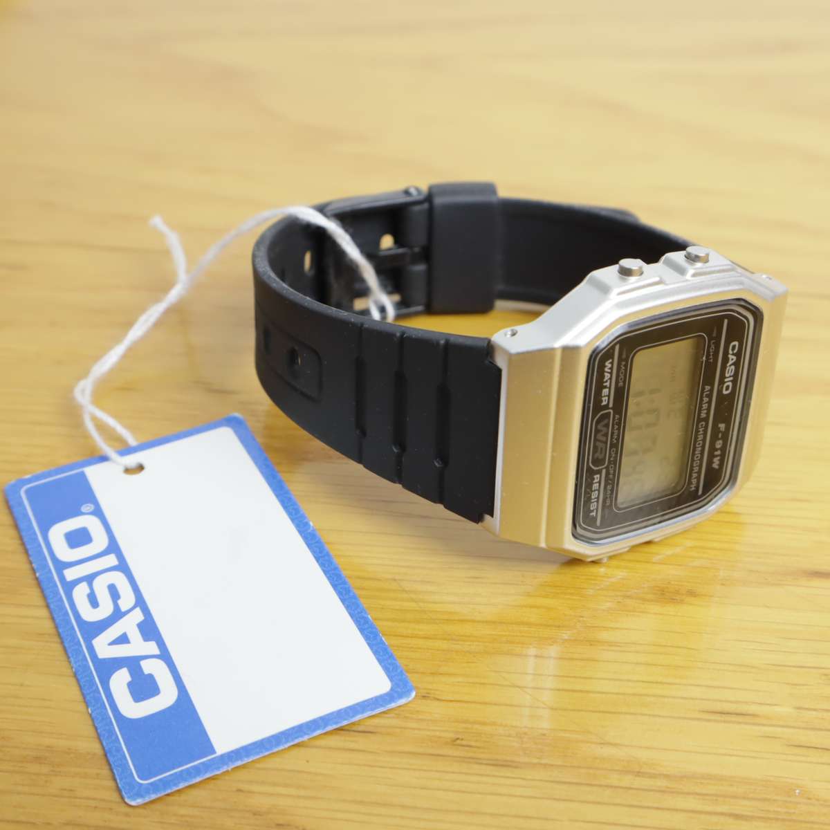 Casio WR F-91WM-7ADF Retro Water Resistant Digital Watch