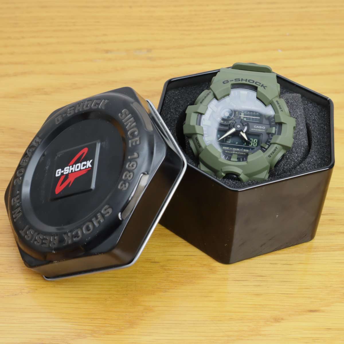 Casio G-Shock GA-700UC-5A Water Resistant Analogue/Digital Watch