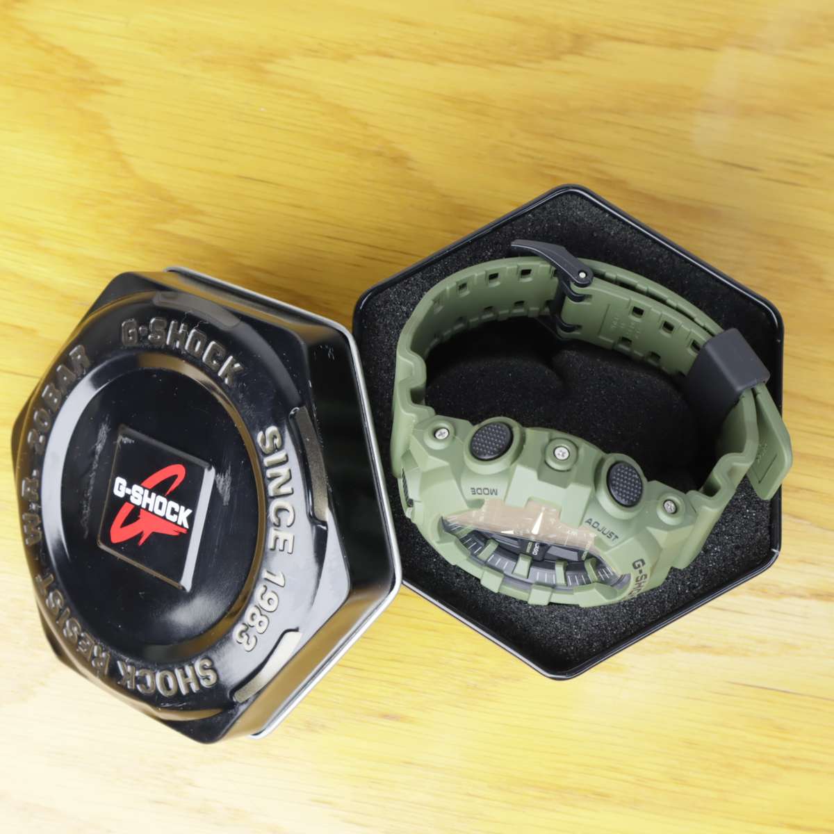 Casio G-Shock GA-700UC-5A Water Resistant Analogue/Digital Watch