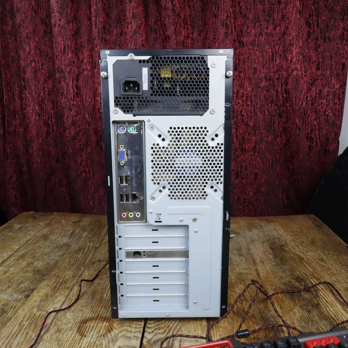 Core i3 PC Desktop Computer & Gaming Keyboard Mouse Combo | 5GB RAM | 3.1GHz | 500GB - Pre-Owned