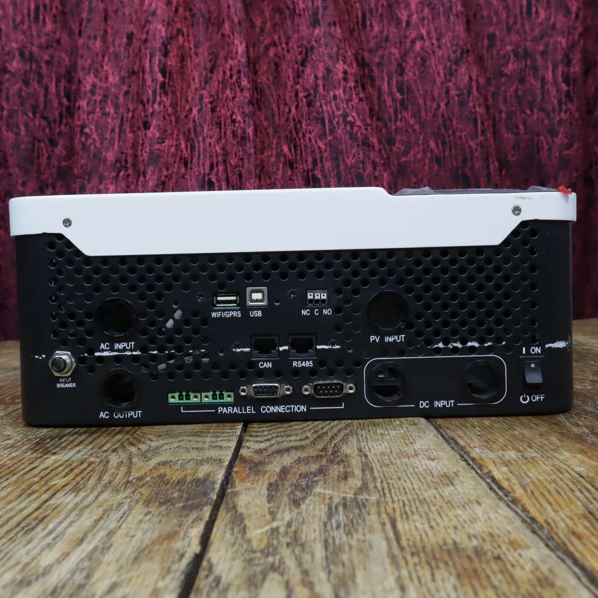 Growatt Solar Hybrid Pure Sine Wave PV Off-grid Inverter - 48V 5KW (SPF 5000 ES)